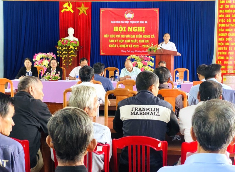 HĐND XÃ THĂNG PHÚ TIẾP XÚC CỬ TRI SAU KỲ HỌP THỨ I VÀ THỨ II