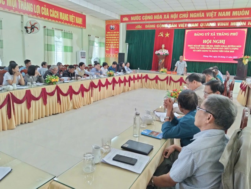 TRIỂN KHAI NHIỆM VỤ THÁNG 12 VÀ HƯỚNG DẪN KIỂM ĐIỂM, ĐÁNH GIÁ CHẤT LƯỢNG TỔ CHỨC ĐẢNG, ĐẢNG VIÊN NĂM 2025.