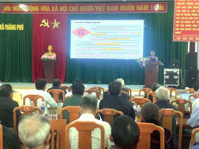 THĂNG PHÚ TỔ CHỨC TẬP HUẤN TUYÊN TRUYỀN, HƯỚNG DẪN NGHIỆP VỤ QUẢN LÝ ĐẤT ĐAI