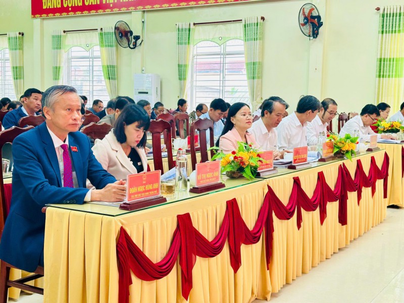 HĐND XÃ THĂNG PHÚ THÔNG QUA 9 NGHỊ QUYẾT TẠI KỲ HỌP CUỐI NĂM 2025